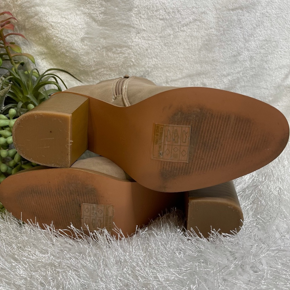 Yoki Tan Booties - Picture 5 of 8
